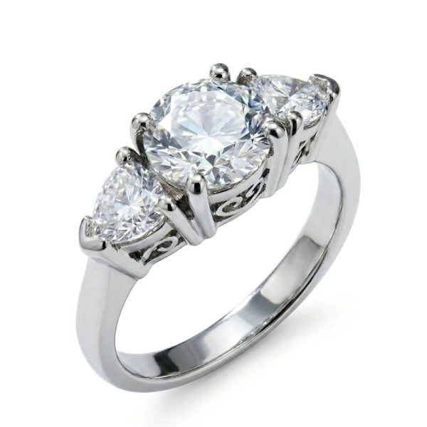 Ring Brilliant (6.75mm) and Trillion cut (4.5mm)