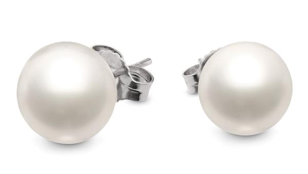 freshwater-pearl-stud-earring