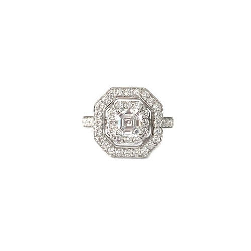 Asscher cut-halo-engagement-ring-silver