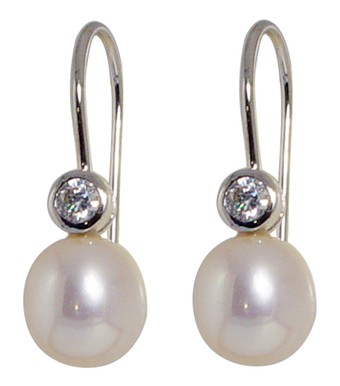 Pearl-diamond-shepherd-hook-earring